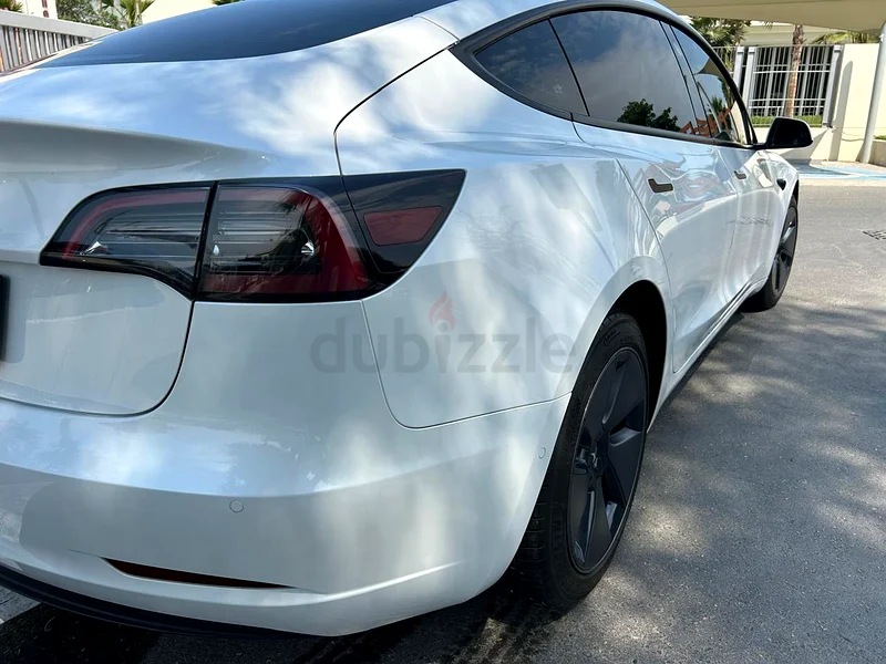 Tesla Model 3 Standard - UNDER WARRANTY63612058851713112
