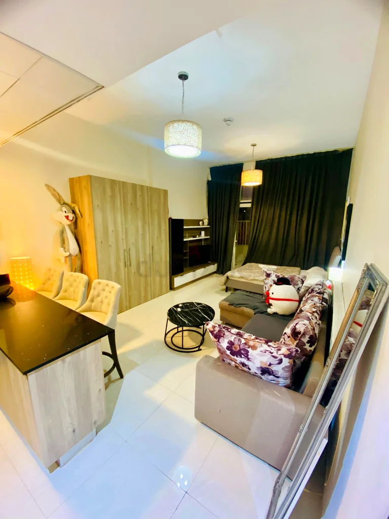 Studio Apartment in Platinum Residences – Jumeirah Village Circle (JVC)63624809948419111