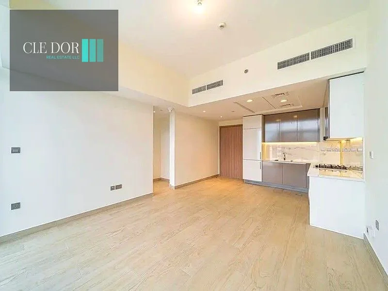 CORNER UNIT | CONVENIENT ACCESS | MORE NATURAL LIGHT63977657096321111