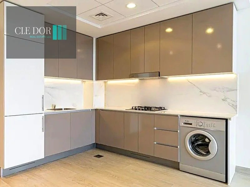 CORNER UNIT | CONVENIENT ACCESS | MORE NATURAL LIGHT63977657096321113