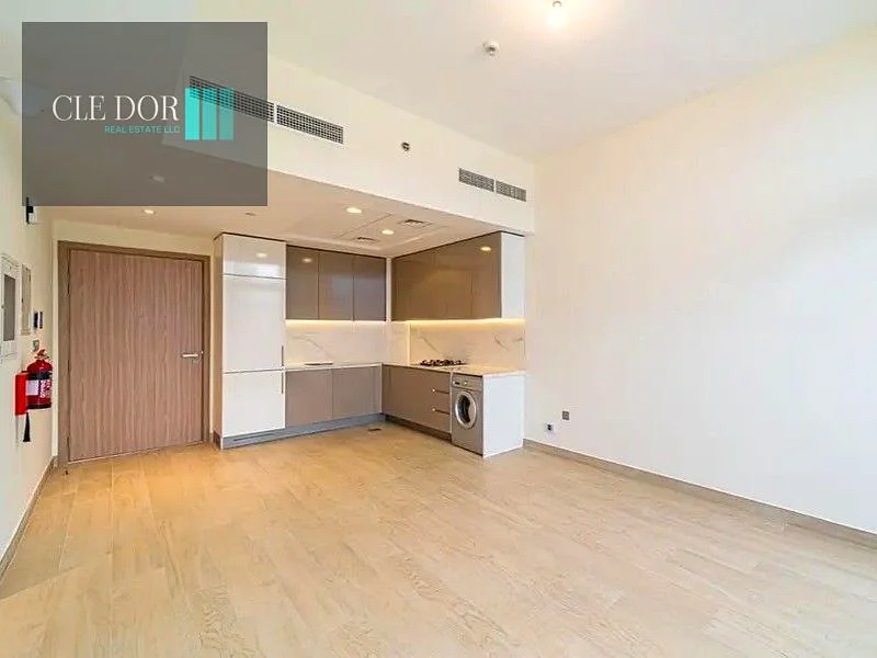 CORNER UNIT | CONVENIENT ACCESS | MORE NATURAL LIGHT63977657096321114