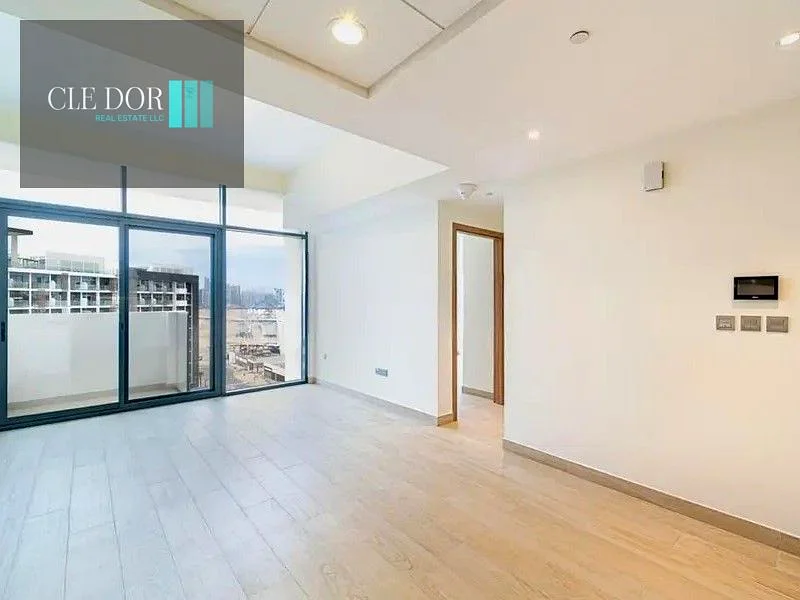 CORNER UNIT | CONVENIENT ACCESS | MORE NATURAL LIGHT63977657096321110