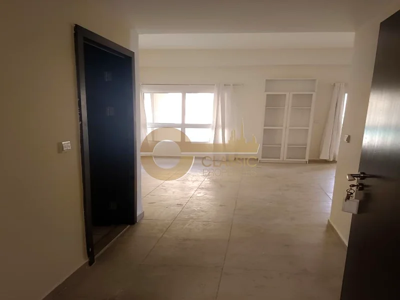 SPACIOUS UNIT | PRIME SPOT | COMMUNITY LIVING63809088485379112