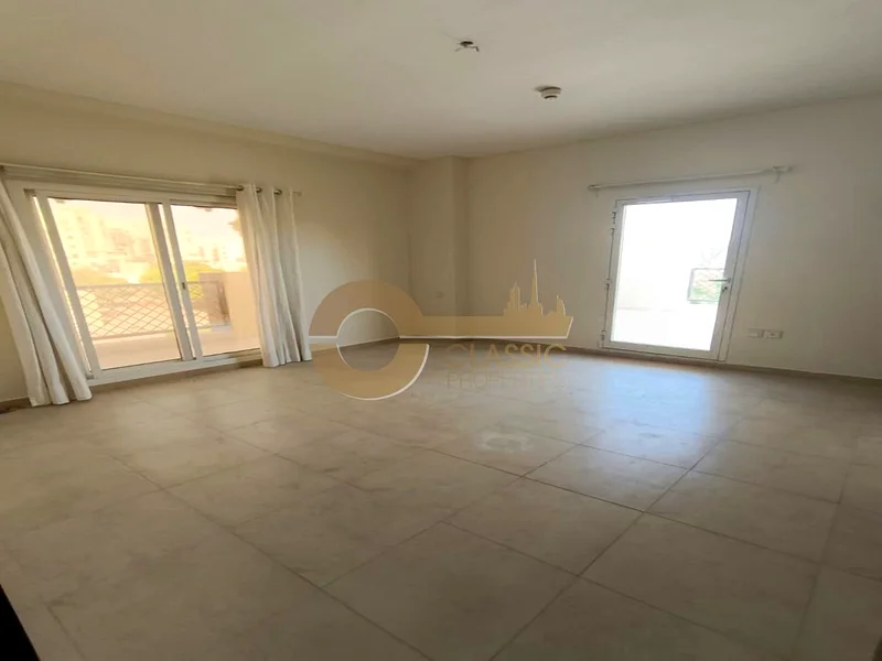 SPACIOUS UNIT | PRIME SPOT | COMMUNITY LIVING63809088485379113