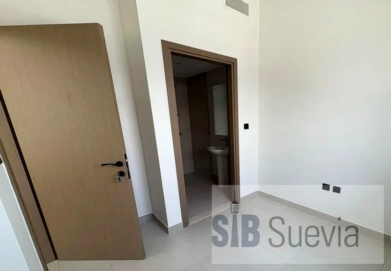 Ready To Move In | Back To Back | 5 Bed + Maids Room63963135864578114