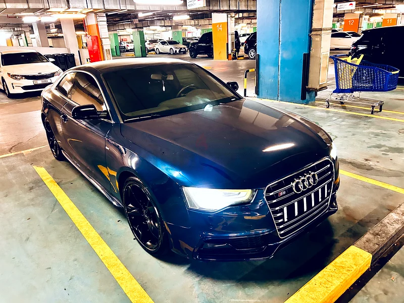 أودي A5 موديل 2014 من فئة S-line-TFSI-Quattro (دفع كلي) - كูبيه مكونة من بابين - مواصفات الخليج - حالة ممتازة - ميكانيكيًا ممتازة بنسبة 100٪.63612080215298113