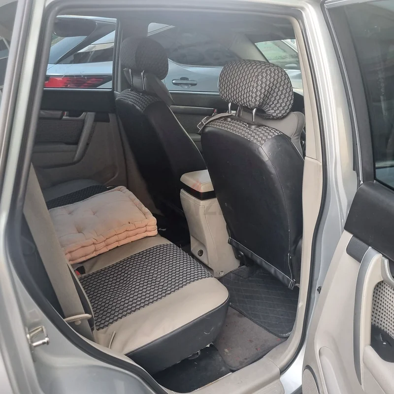 Lady driven in perfect condition chevorlet captiva63612067023619113