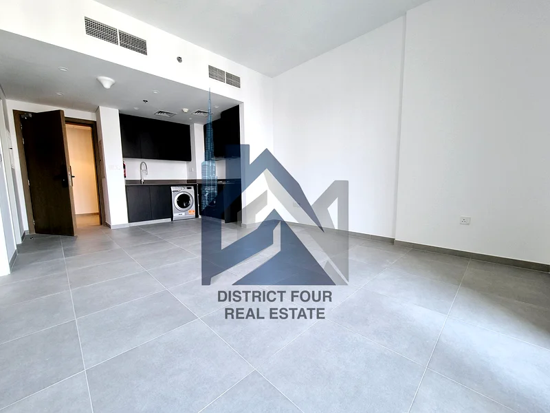 وحدة زاوية | تصميم واسع | مسبح قريب | وحدة ركنية | متاحة للإيجار63705776830722114