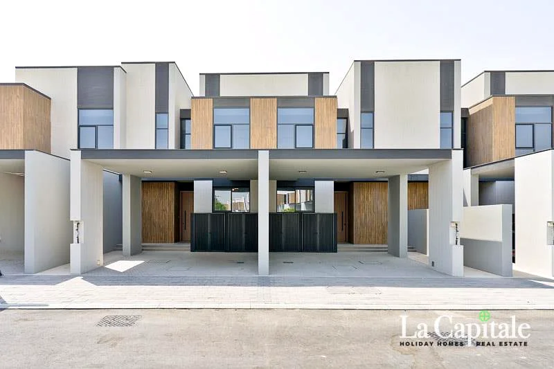 Viewing Possible | On the Park | Single Row63732861083779110