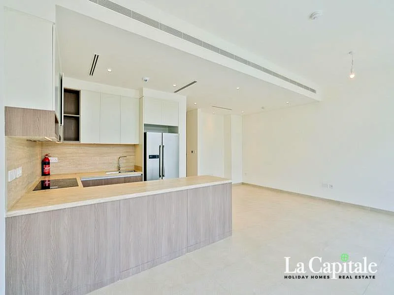 Viewing Possible | On the Park | Single Row63732861083779113