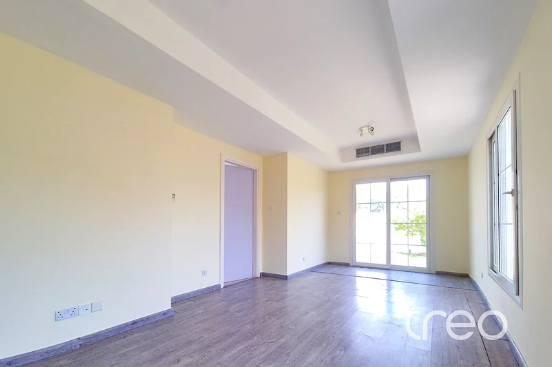 Single Row | Corner Plot | Negotiable63728818614914114