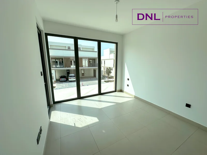 شاغرة || موقع متميز || حصري63806547618561113