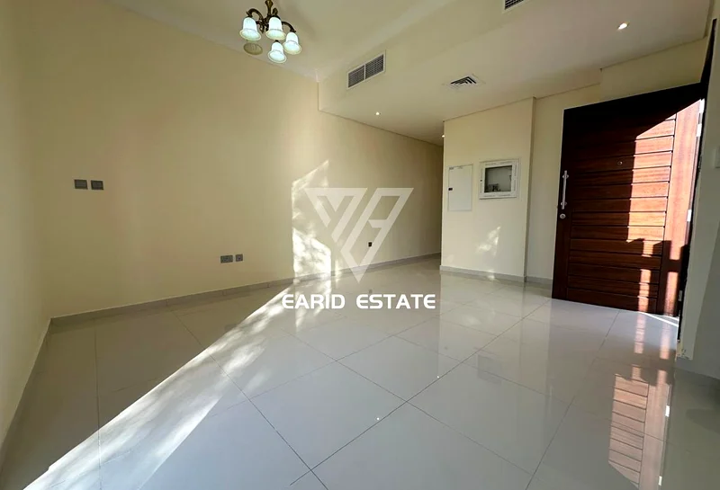 أكبر قطعة أرض | صف واحد | R2em | بالقرب من كارفور64001586608513111