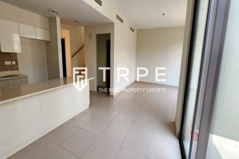 Single Row | Landscaped | Spacious 4BR Villa63754927046657114