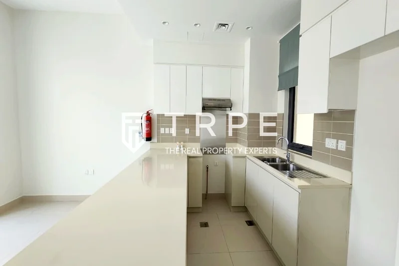 Single Row | Landscaped | Spacious 4BR Villa63754927046657113