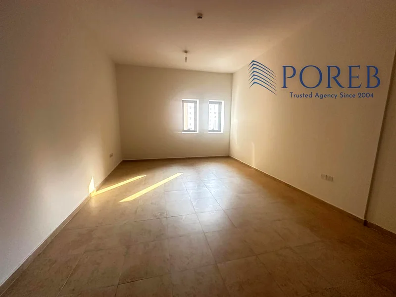 Chiller Free | Prime location | vacant soon63748105399809110