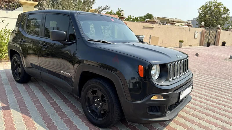 Well-maintained 2017 Jeep Renegade Sport (GCC Specs) available for urgent sale!63613463988993112