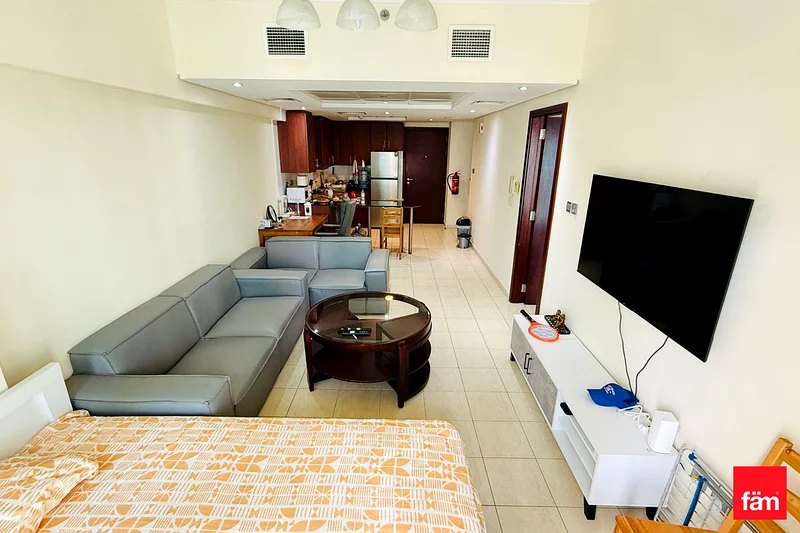 LAKE VIEW | HIGHER ROI | BALCONY | CLOSE TO METRO63987419592322110