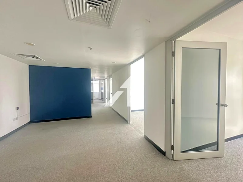 Prime Location | Close to Metro | Fitted and Ready63617435683330113