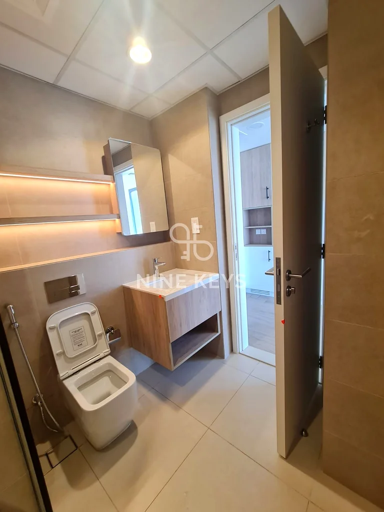 جديد بالكامل | مطبخ مجهز بالكامل | تخطيط واسع | إطلالة على تاون هاوس مها63736994602369113