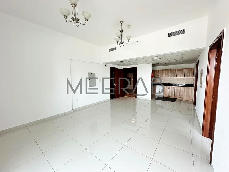 Large 2 Bedrooms | Vacant | Low Floor | Best Price63735110655235110