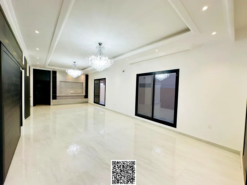 For sale, a modern, upscale villa in the Al-Helio 2 area, opposite the Azha Complex, a distinguished location and close to all vital services. The vil63908265082883114