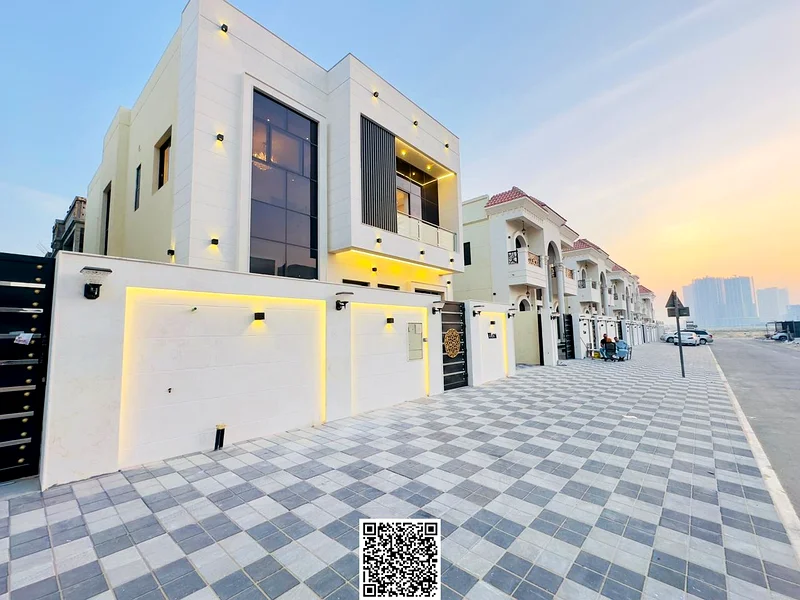 For sale, a modern, upscale villa in the Al-Helio 2 area, opposite the Azha Complex, a distinguished location and close to all vital services. The vil63908265082883112