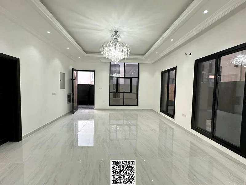 For sale, a modern, upscale villa in the Al-Helio 2 area, opposite the Azha Complex, a distinguished location and close to all vital services. The vil63908265082883113