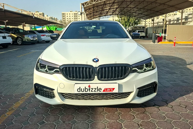AED 1816/month | 2020 BMW 5-Series 530i M-Kit | GCC Specs | Ref#36353563612445280897111