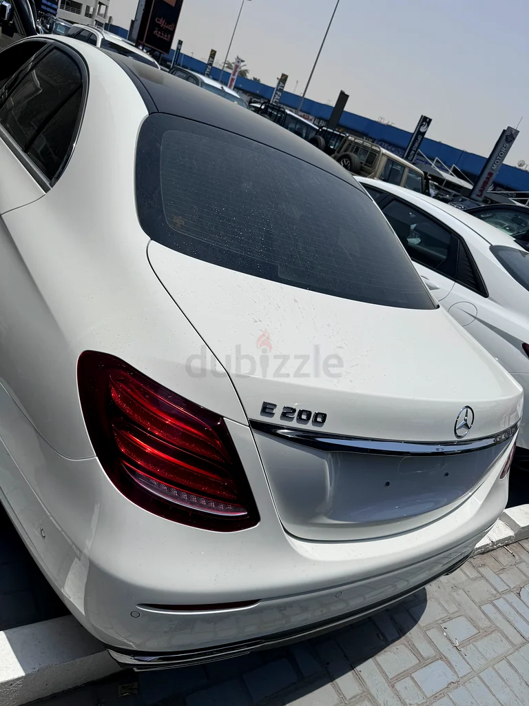 Mercedes E200 clean, Mercedes E20063612088715009114