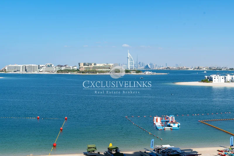 Massive 1 BR | Sea View | Prime Location63753253546371110