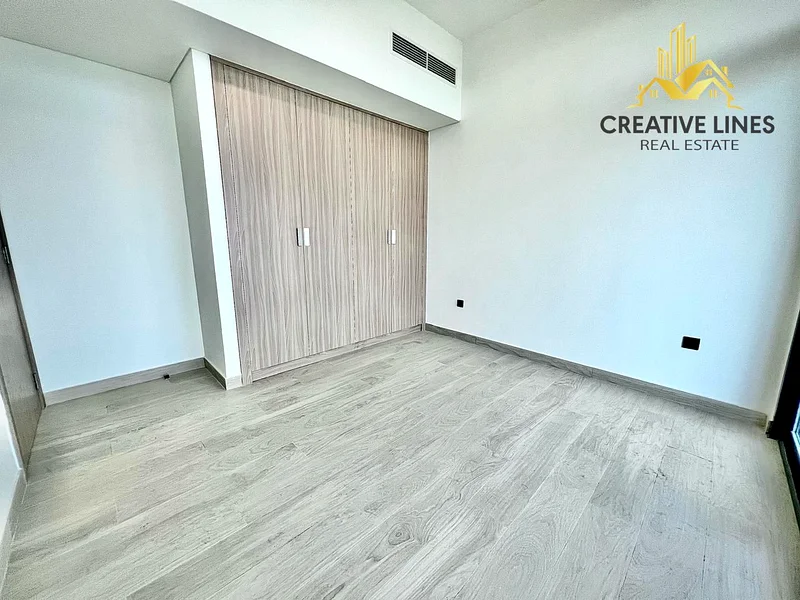 شرفتان!! منظر الجادة!! تخطيط كبير!!63801896517506112