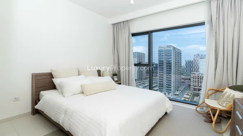 Large Layout | Upgraded | Notice Served64043893442563113