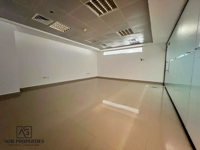 VACANT | OFFICE | PRIME LOCATION63824899777025112