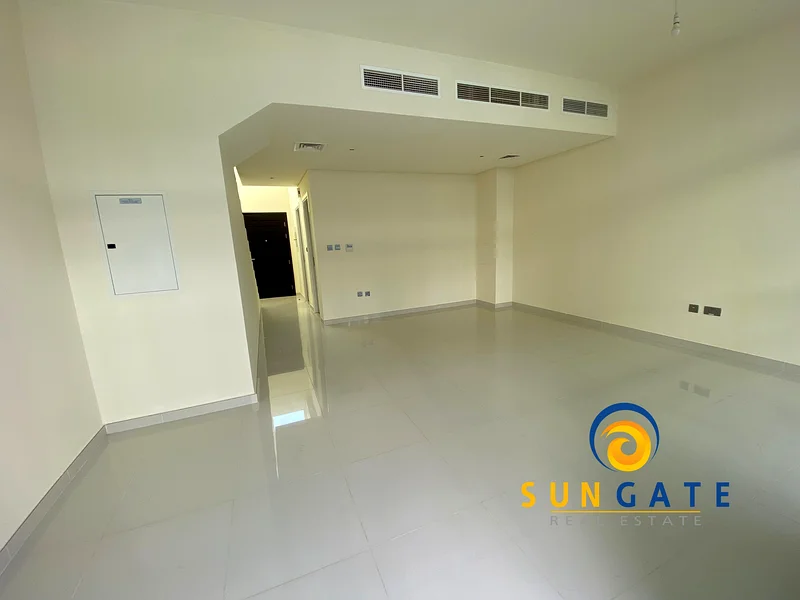 وحدة مؤجرة • ظهرًا لظهر • مطبخ مغلق64003482107265112