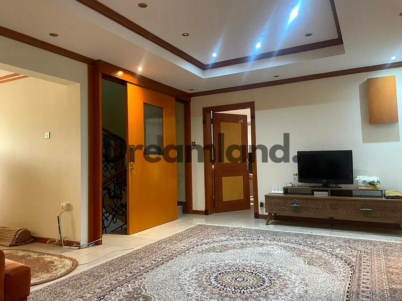 Exquisite 12BR Villa | Ready to Move In | Spacious63915153906307113