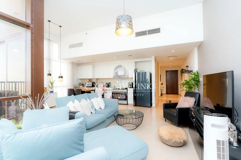 Large Unit | Unique 2 BR  For Sale | Vacant63950871957763110