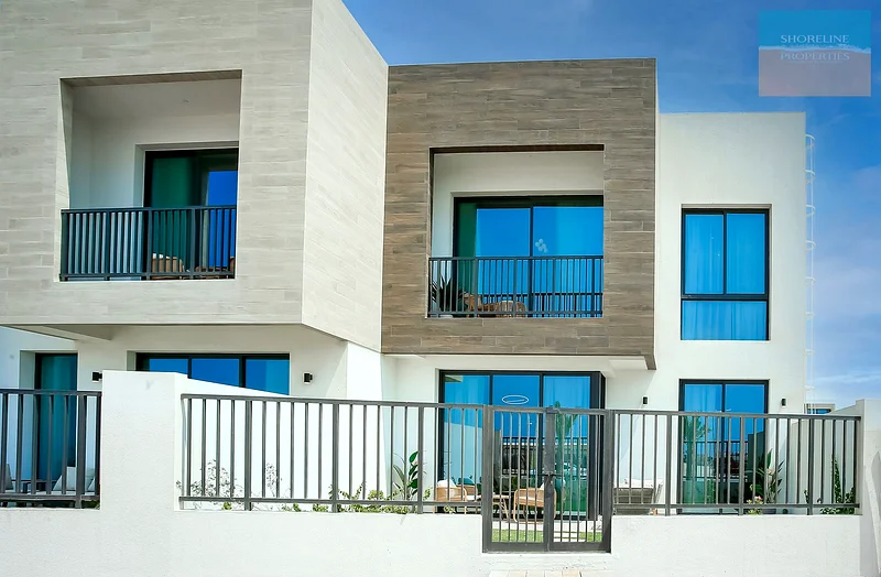 شقة فاخرة من غرفتي نوم + خادمة في تاون هاوس ماربيلا المميزة63864490759683111