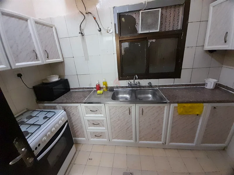 جاهز للانتقال إلى غرفة ماستر مؤثثة63796260136963112