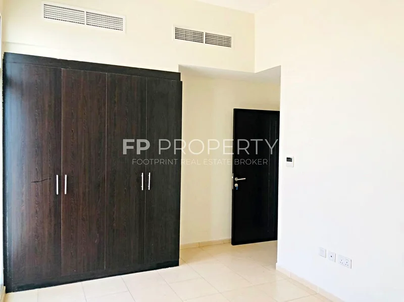 Spacious 1BR - Higher Floor- Facing Front- Balcony63728542022145113