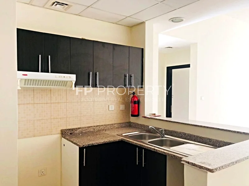 Spacious 1BR - Higher Floor- Facing Front- Balcony63728542022145112
