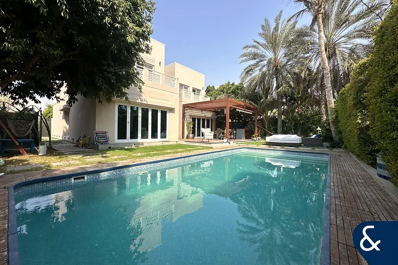 Fully Upgraded I Type 6 I Private Pool63726205808898110