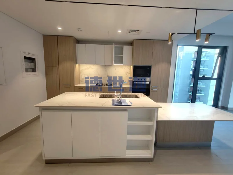 Berkeley Place, Sobha Hartland, High Floor ,Community View64014510458625114