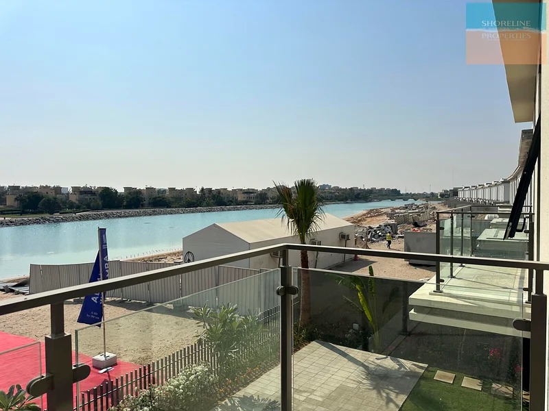 آخر وحدة زاوية على الشاطئ فيلا فالكون 4 غرف نوم63861100864898114