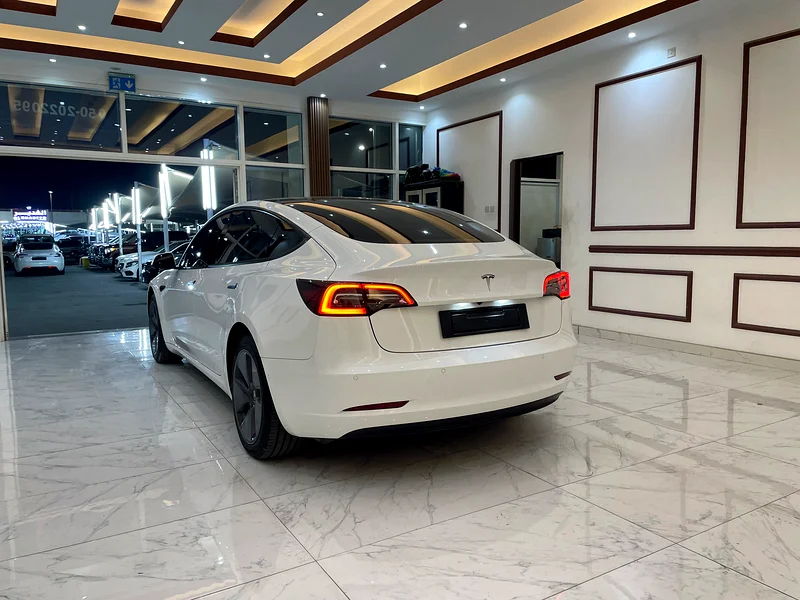 Tesla model 3 - 2022 GCC63612058946817113