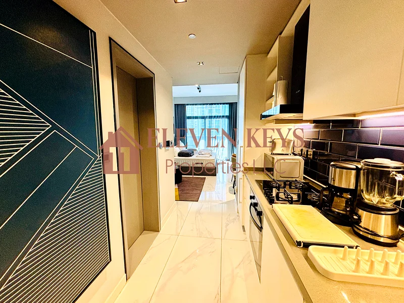 Modern Studio | MAG 318 | City View | Prime Location63798124102659114