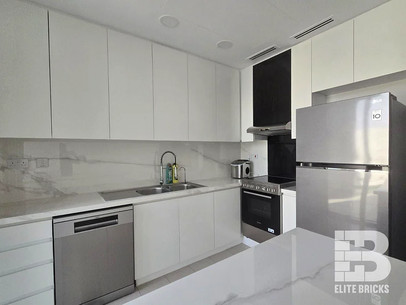 Huge Layout | Middle & Corner Unit Available63735398077442114