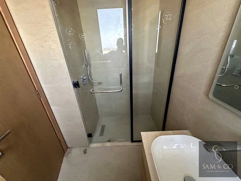 شقة بإطلالة على الجولف | شقتان نوم عصرية | جاهزة للسكن | ملكية حرة | دفعة أولى 10%63879744740995113