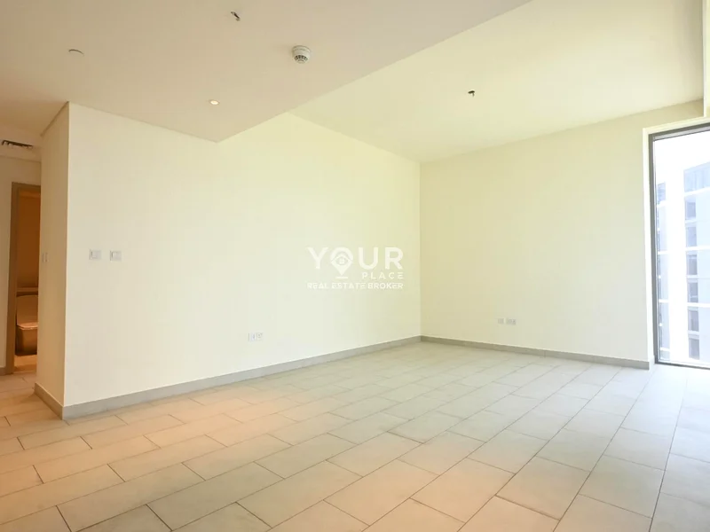 شقة بدون مبرد | تخطيط كبير | إطلالة على المسبح/الخور63760027460994114