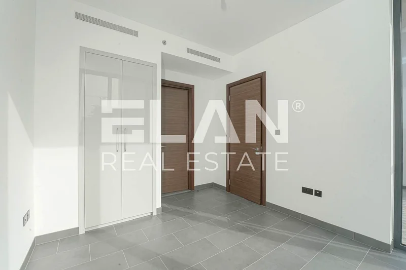 Spacious 1 Bedroom + Study | Ready to Move In The Crest Tower C | Prime Location63758548053251112